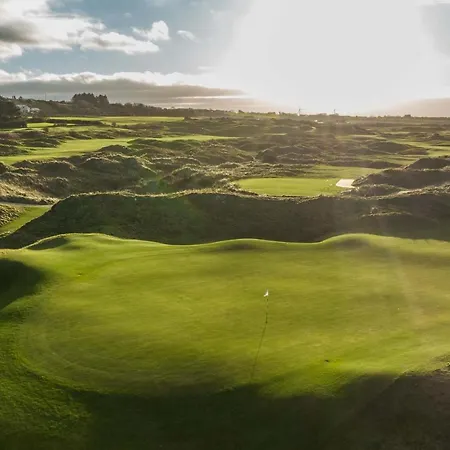 1 Dunluce Park - Portrush By The Sea Appartement Buitenkant foto