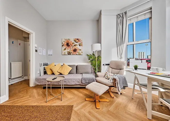 1 Dunluce Park - Portrush By The Sea