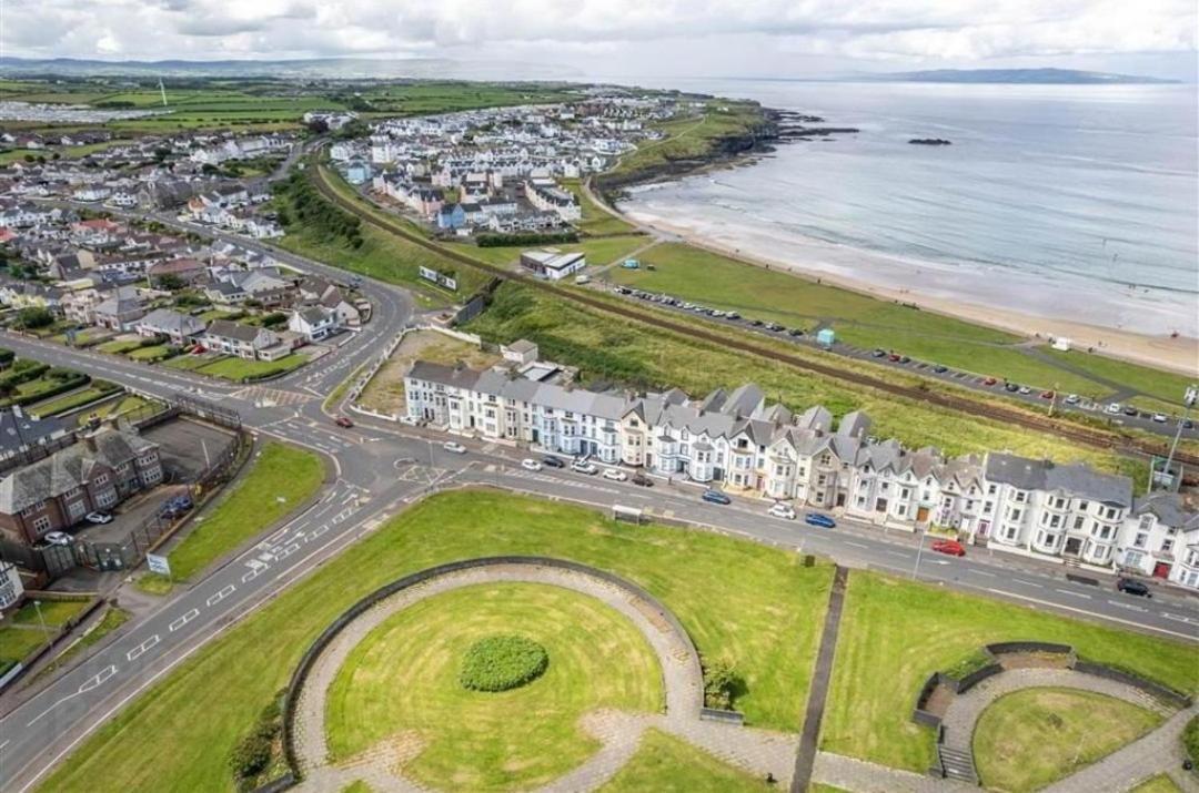 Apartment 1 Dunluce Park - By The Sea