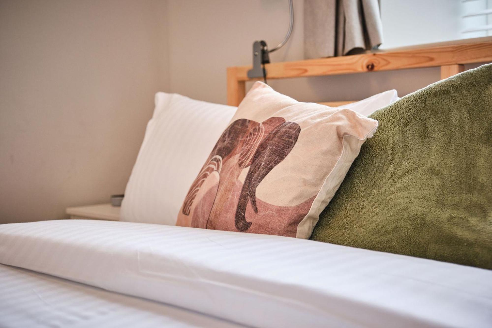 Apartment 1 Dunluce Park - By The Sea *