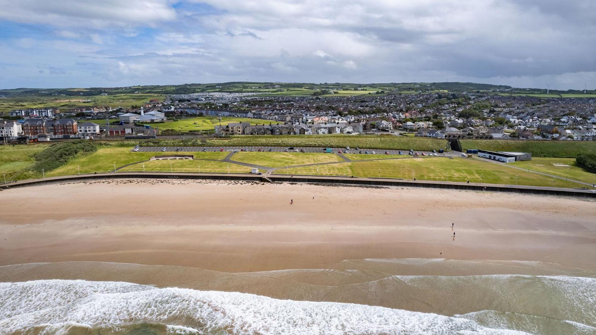 Apartment 1 Dunluce Park - By The Sea Portrush