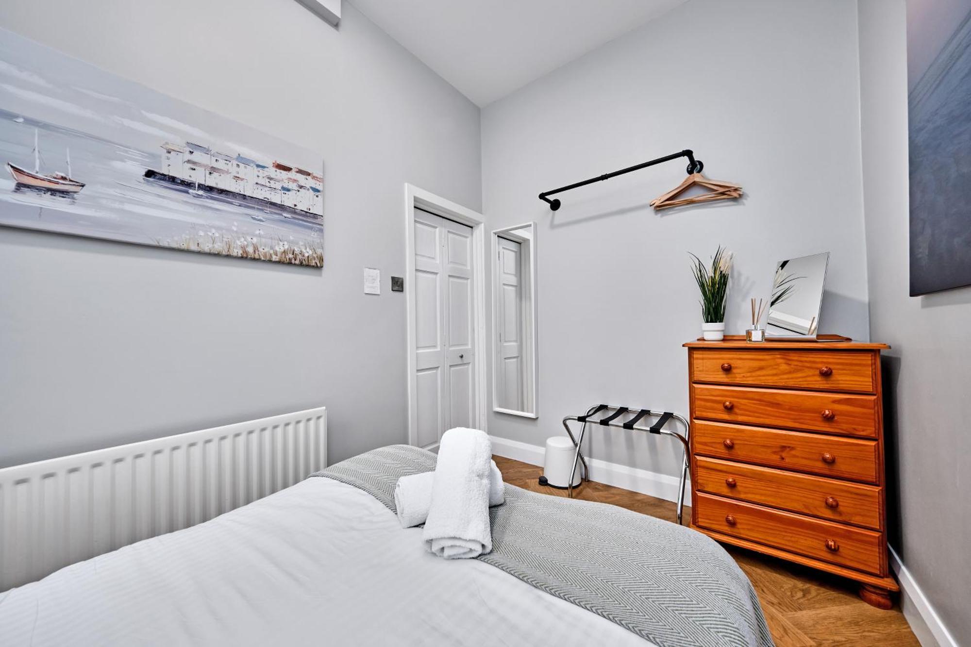 Apartment 1 Dunluce Park - By The Sea Portrush